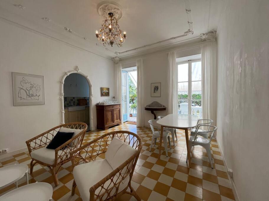 Beautiful Garden Apartment Steps From The Beach Mentona Zewnętrze zdjęcie